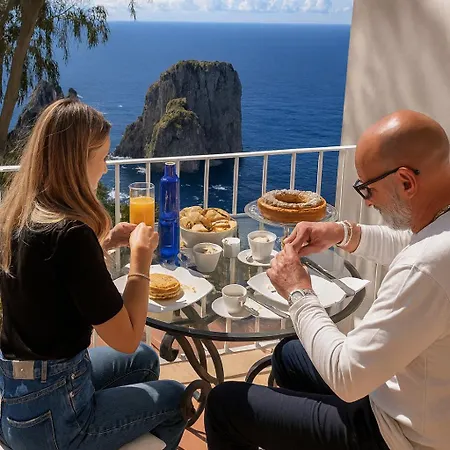Villacore Capri-2